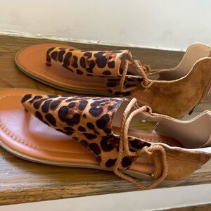 WOMANS SANDALS. LEOPARD. BRAND NEW. NEVER WORN